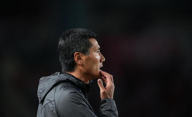 本土教练崭露头角，带领球队新风貌