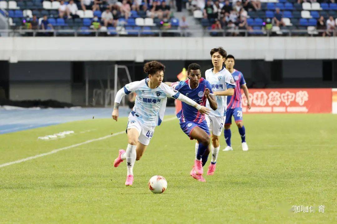 【“无裁判”比赛】机械判决全面实现,是否会削弱比赛魅力?的简单介绍 【“无裁判”比赛】机械判决全面实现,是否会削弱比赛魅力?的简单介绍