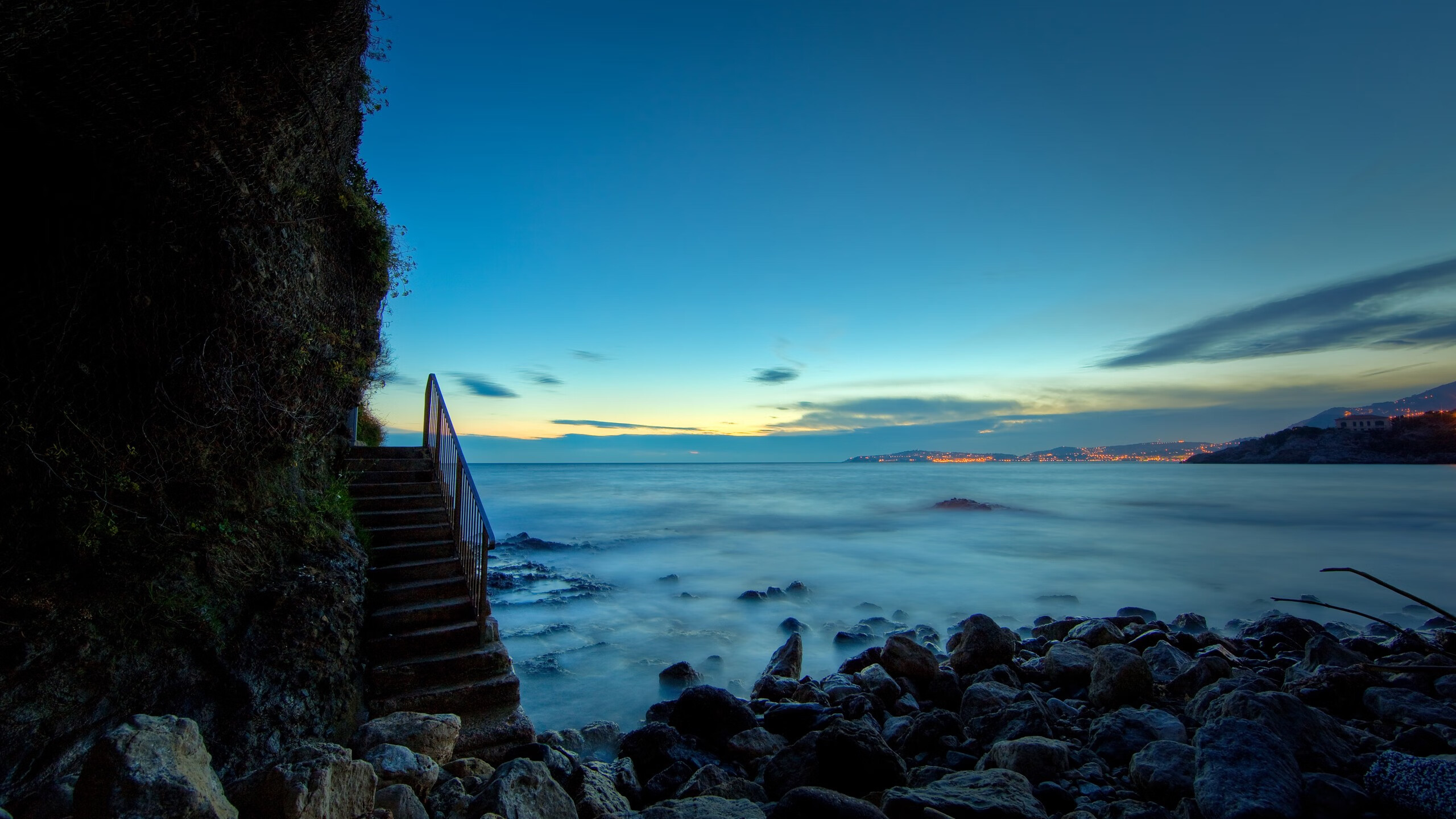 爱游戏下载-巴黎圣日耳曼再登时，夺冠一线胜利锦上添花，巴黎圣日耳曼首场比赛